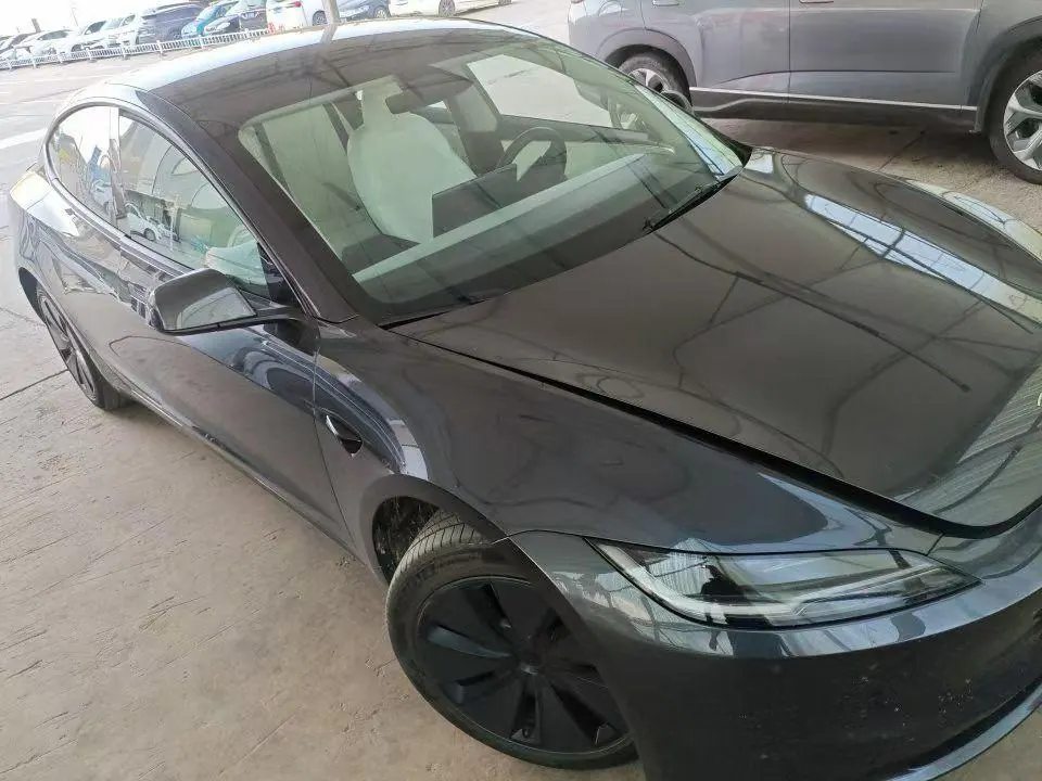 Tesla 2023 Model 3 Rejuvenation Edition Rear Wheel Drive Automatic Transmission 2