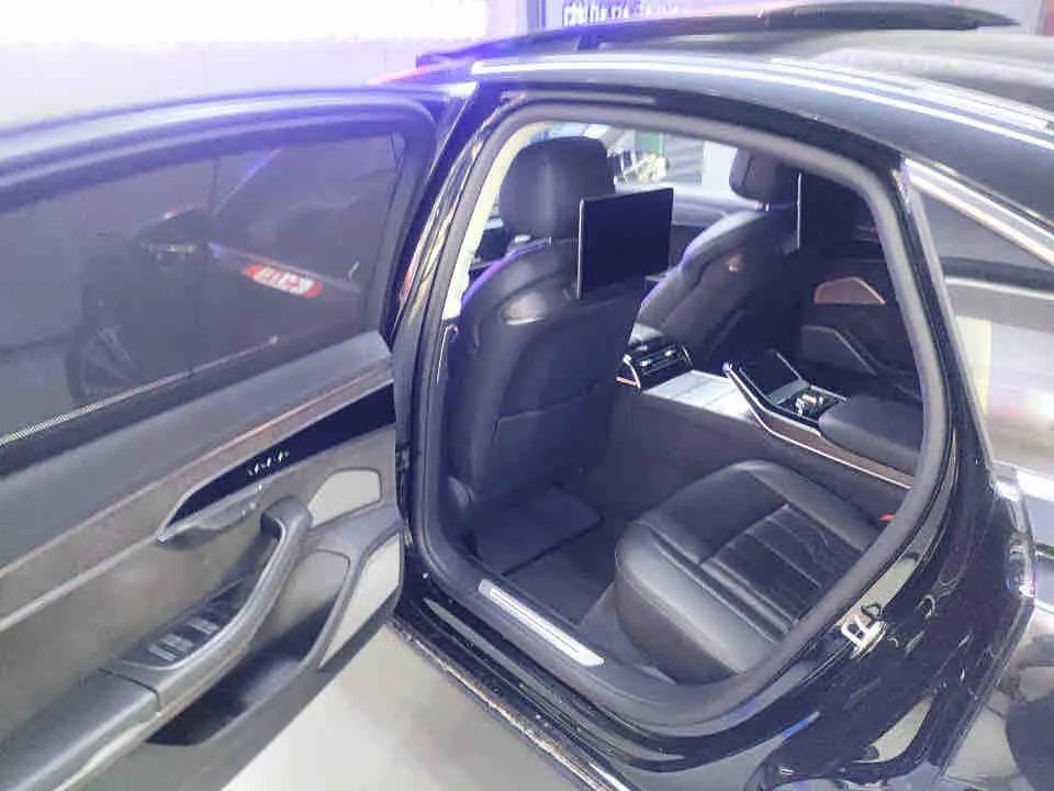 Audi A8L (Imported) 2022 A8L 48V 3.0TFSI 55TFSI Quattro Premium Collection Edition Automatic Gear 4