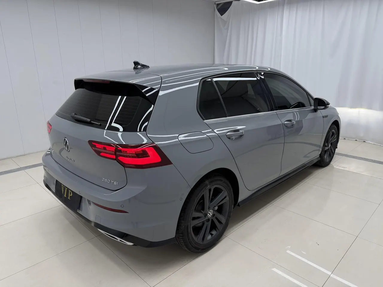 Volkswagen 2021 Golf 8 R-Line 1.4TSI 280TSI Automatic 6