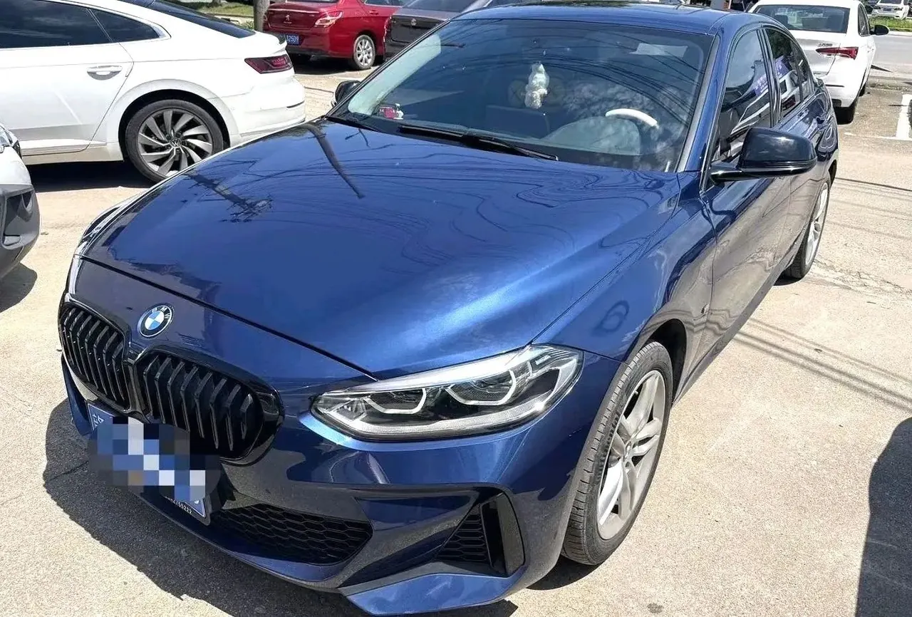 BMW 1 Series 2022 120i 1.5T M Sports Obsidian Night Edition Automatic Gear 2