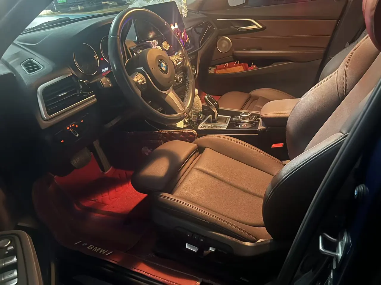 BMW 1 Series 2022 120i 1.5T M Sports Obsidian Night Edition Automatic Gear 7
