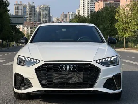 Audi 2023 A4L 2.0TFSI 40TFSI Deluxe Dynamic Automatic 2