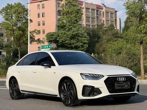 Audi 2023 A4L 2.0TFSI 40TFSI Deluxe Dynamic Automatic 3