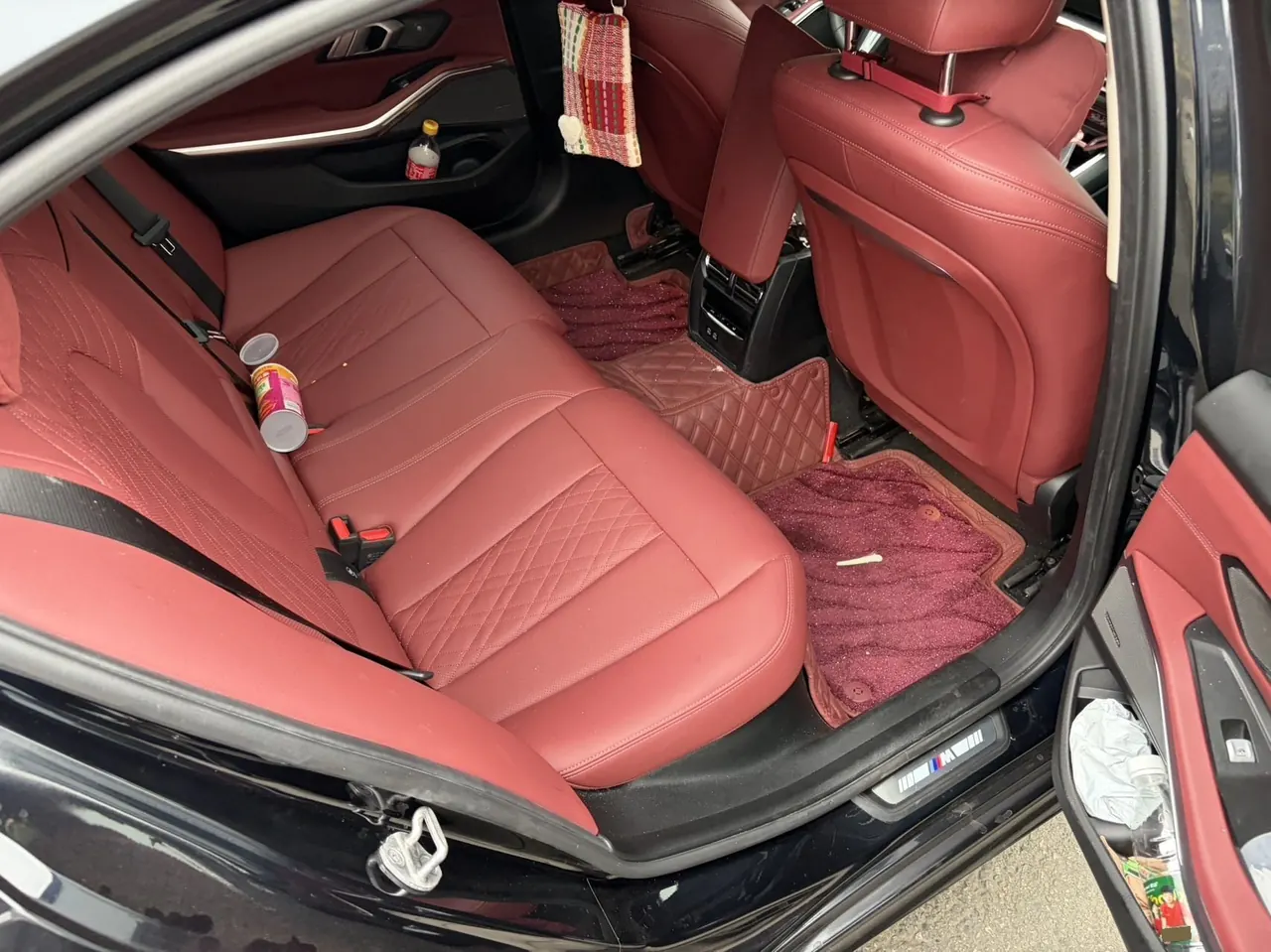 BMW 3 Series 2024 325Li 2.0T M Sports Obsidian Night Suit Automatic Gear 2
