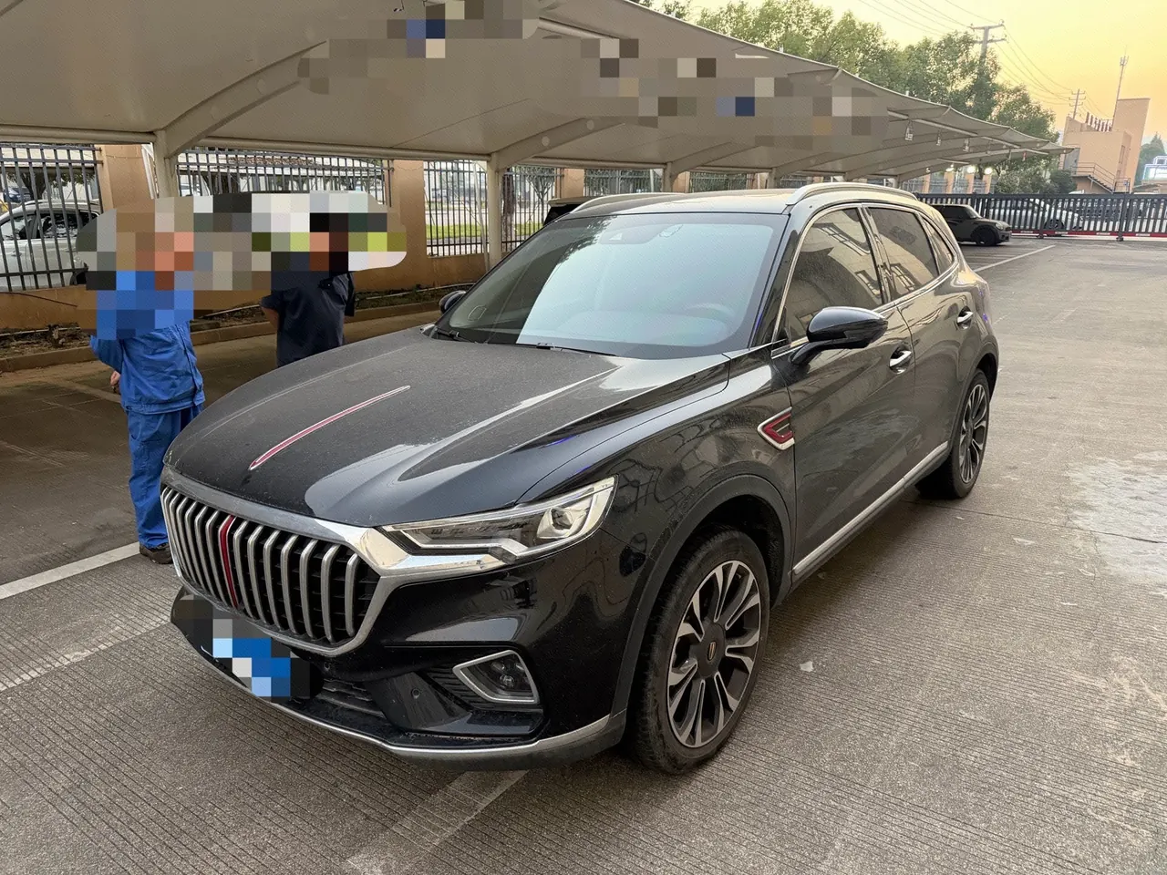 Open image lightbox: HongQi 2022 HS5 2.0T 4-wheel drive smart flag-sharing version automatic gear