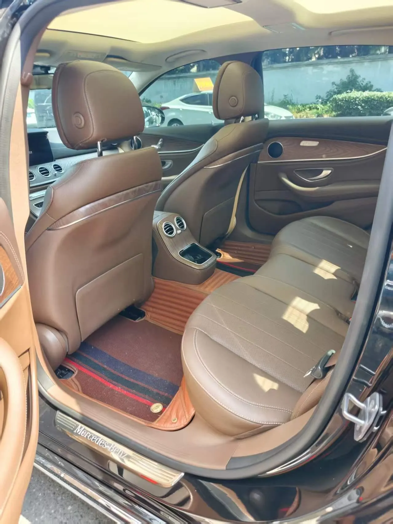 Mercedes Benz E-Class 2023 E 260 L 2.0T (Modified) Automatic Gear 4