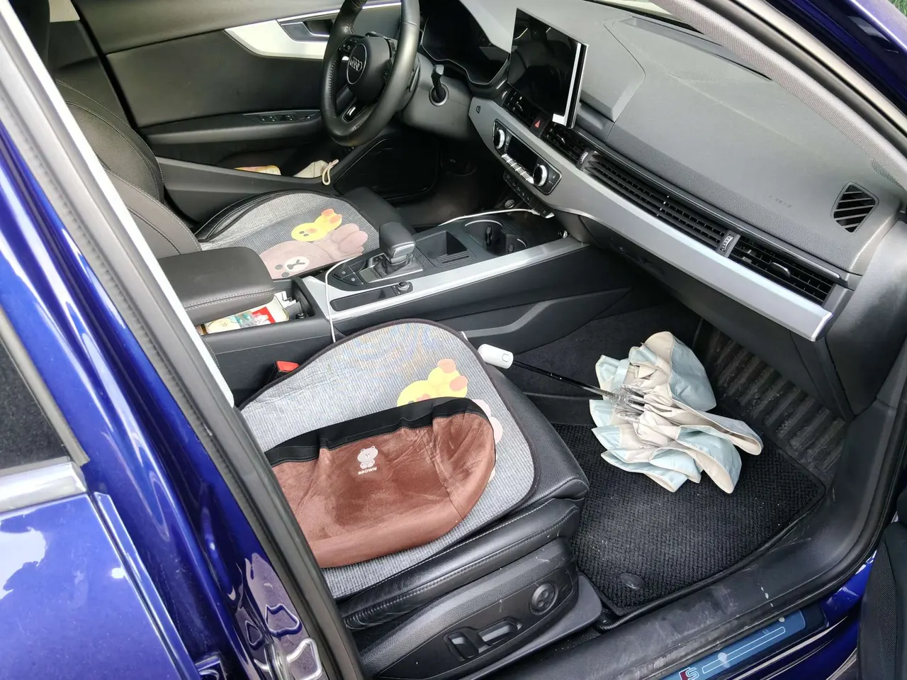 Audi 2020 A4L 2.0TFSI 40TFSI Deluxe Dynamic Automatic 6