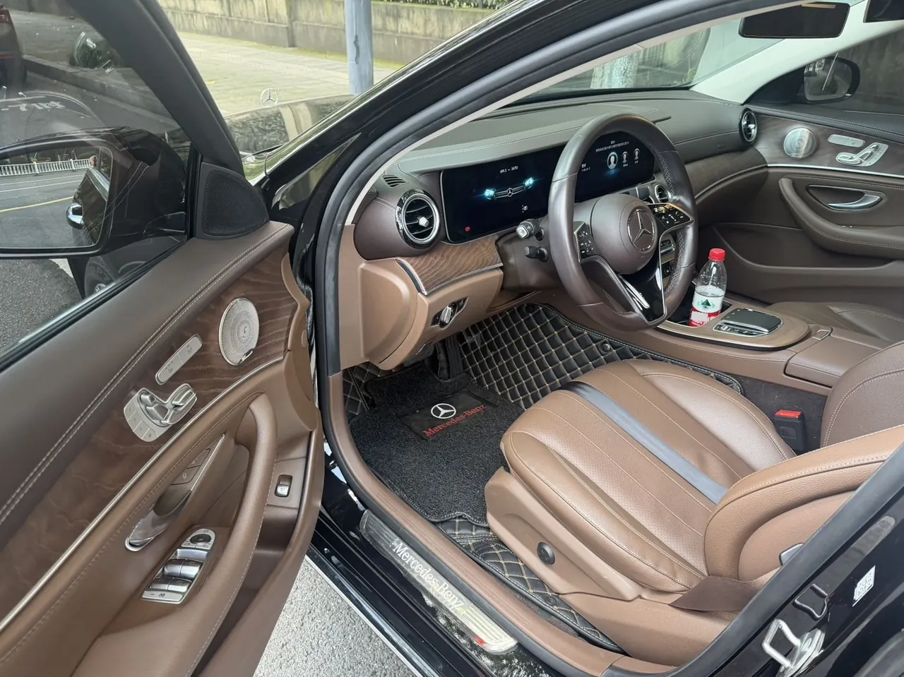 Mercedes Benz E Class 2022 E 300 L 2.0T Luxury (Change 2) Automatic Gear 2