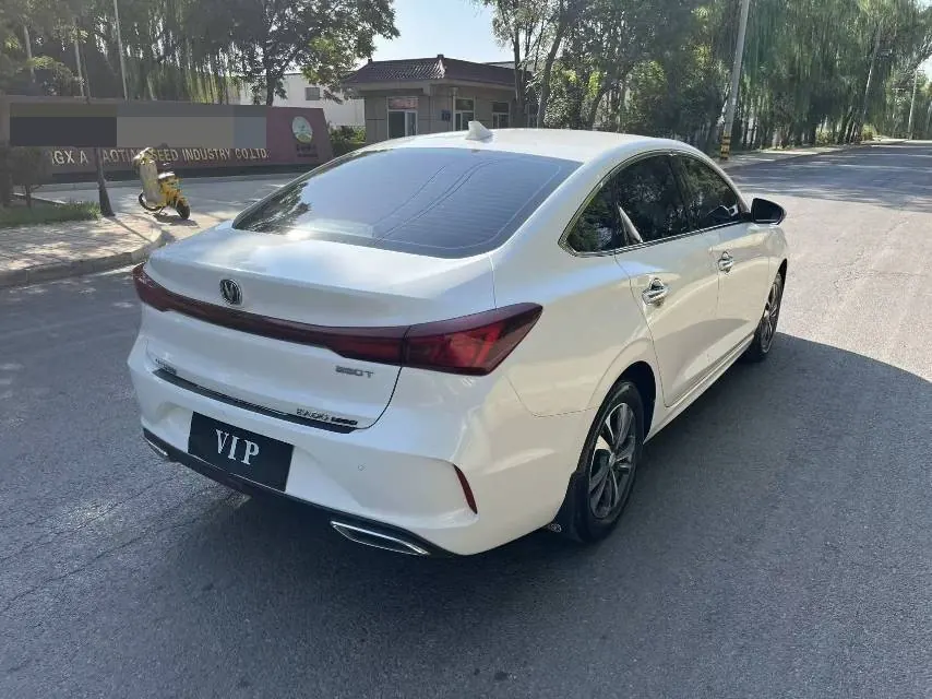 ChangAn 2022 Yidong PLUS 1.4TGDI Blue Whale NE Honorable Automatic Gear 6