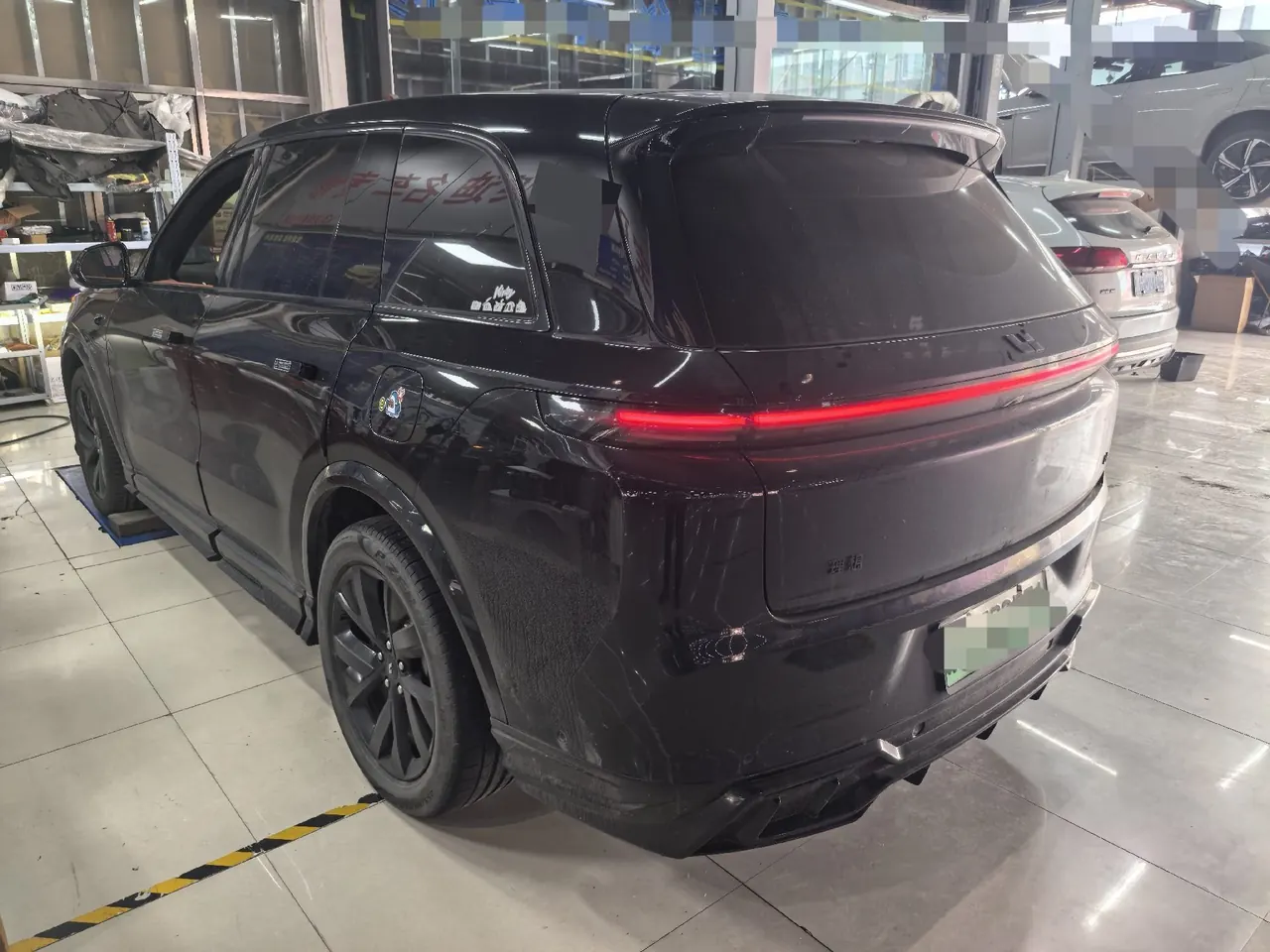 Li 2023 L8 Pro automatic gear 4