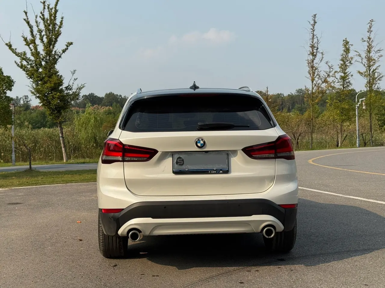 BMW 2020 X1 sDrive20Li 1.5T fashion automatic gear 4