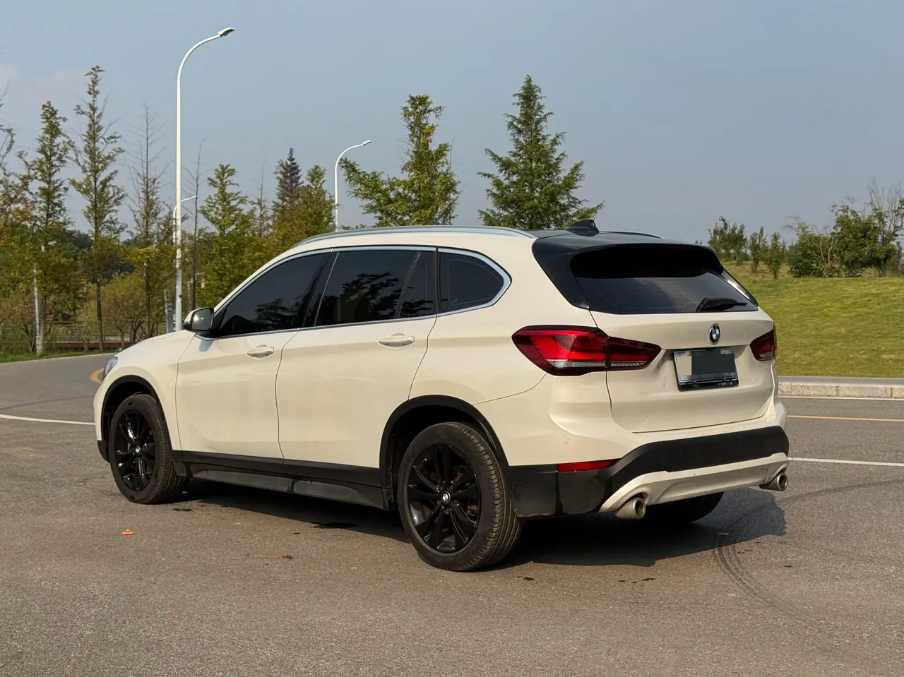 BMW 2020 X1 sDrive20Li 1.5T fashion automatic gear 5