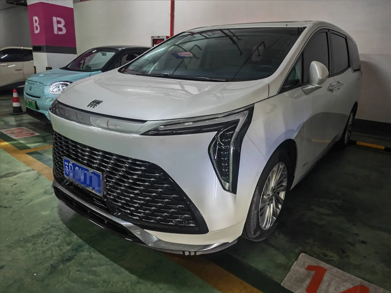 Buick 2023 Century 48V 2.0T Yunshi Edition 6-seat Automatic Gear - View 1