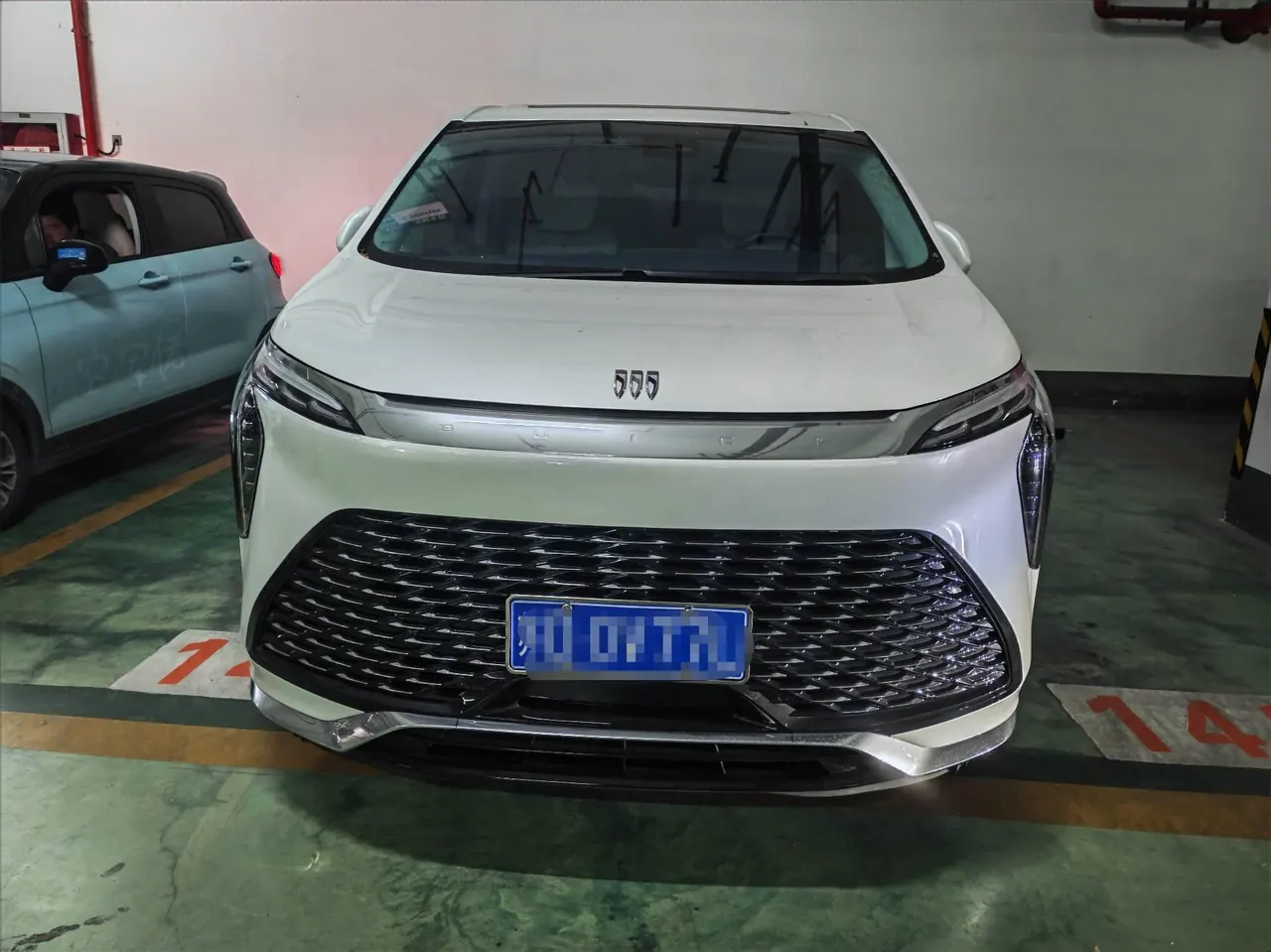 Buick 2023 Century 48V 2.0T Yunshi Edition 6-seat Automatic Gear 2