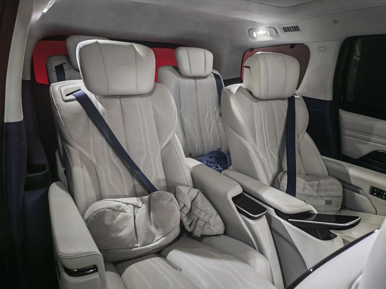 Buick 2023 Century 48V 2.0T Yunshi Edition 6-seat Automatic Gear 8