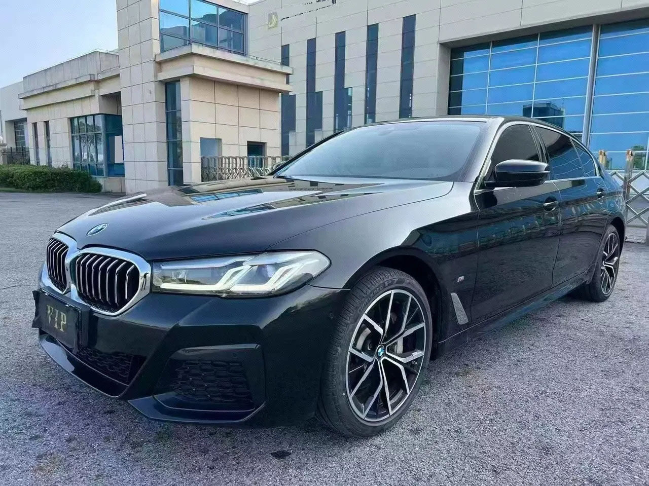Open image lightbox: BMW 5 Series 2023 530Li 2.0T Leading Luxury Suit (Modified) Automatic Gear