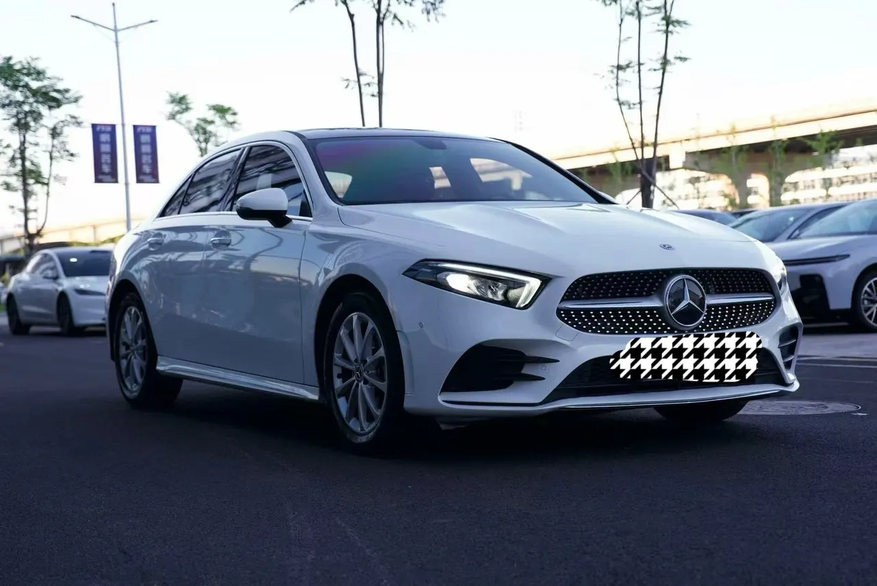 Mercedes Benz Class A 2021 A 200 L 1.3T Fashion Automatic Gear 3
