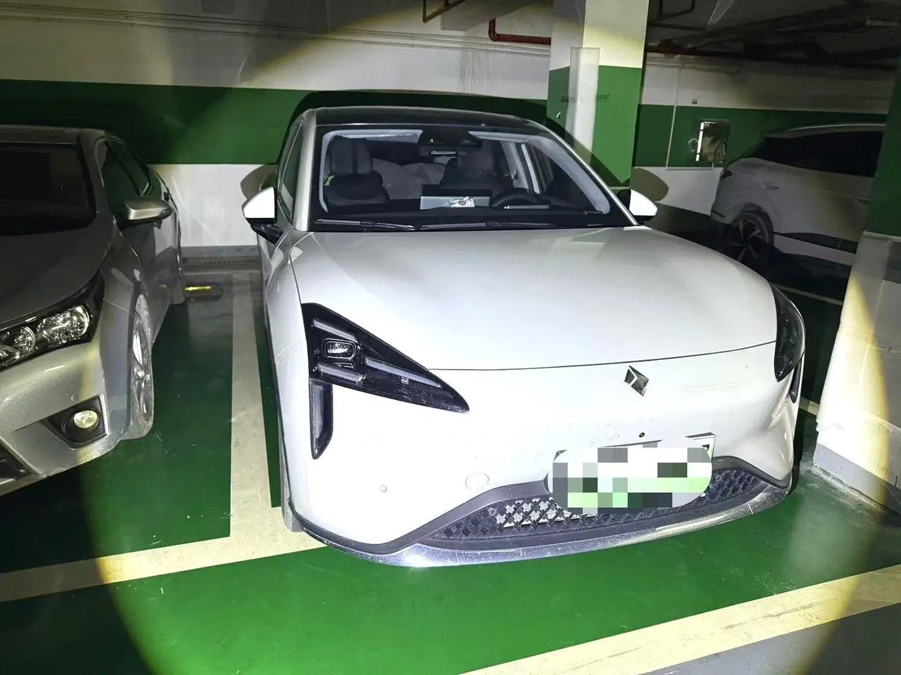BaoJun 2024 Cloud Sea 600km Pure Electric Edition Automatic Gear 2