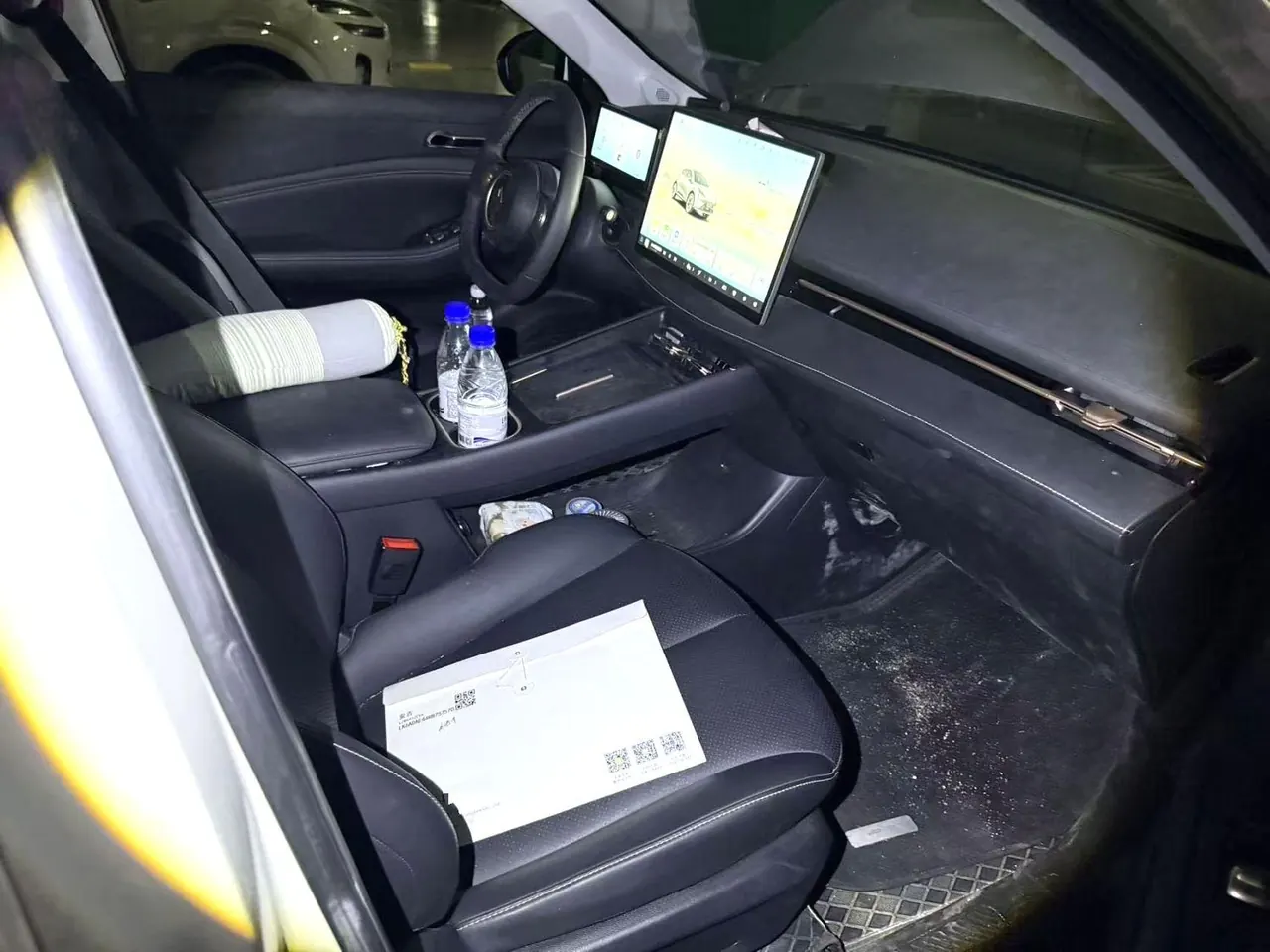 BaoJun 2024 Cloud Sea 600km Pure Electric Edition Automatic Gear 5