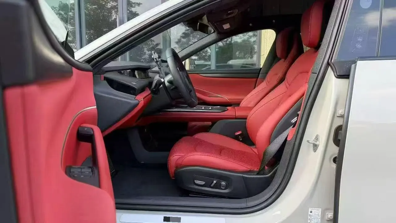 MI 2024 SU 7 700km Rear Drive Long Endurance Smart Driving Edition Automatic Gear 4