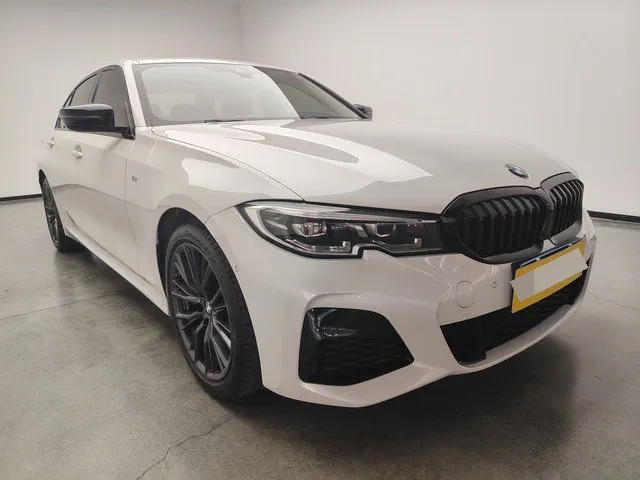 BMW 3 Series 2022 325Li 2.0T M Sports Obsidian Night Kit (Changed) Automatic Gear 3