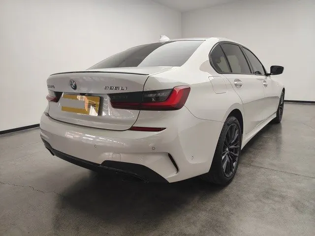 BMW 3 Series 2022 325Li 2.0T M Sports Obsidian Night Kit (Changed) Automatic Gear 5