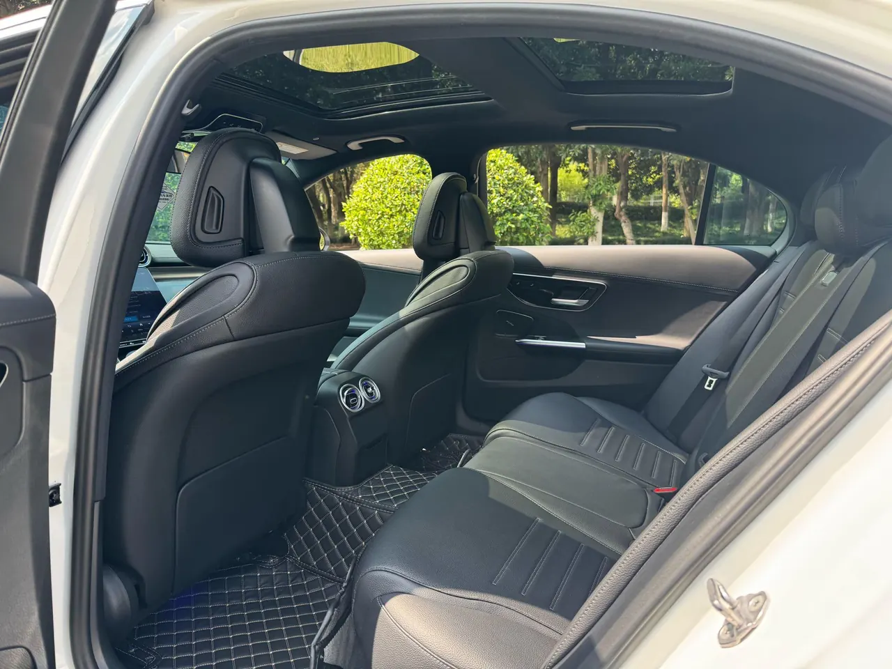 Mercedes Benz Class C 2022 C 260 L 48V 1.5T Sports Edition (Modified) Automatic Gear 7