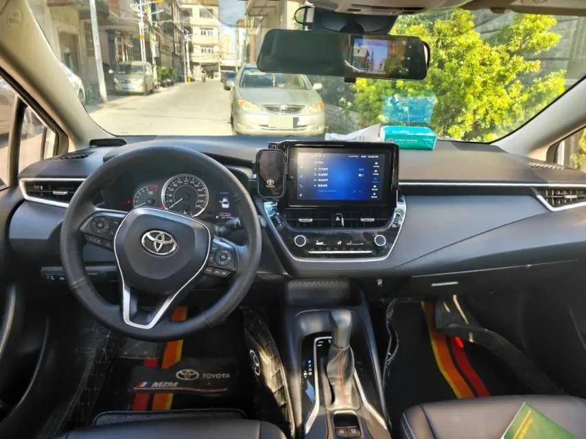 Toyota 2023 corolla 1.2T stepless elite version of automatic gear 3
