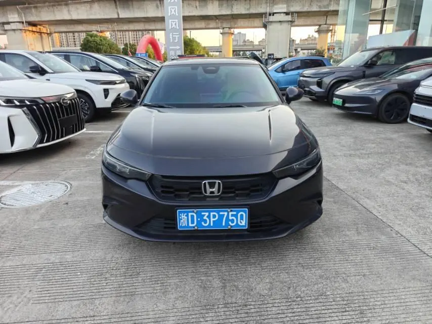 Honda 2023 model grid 1.5T stepless 240TURBO technology edition automatic gear 2