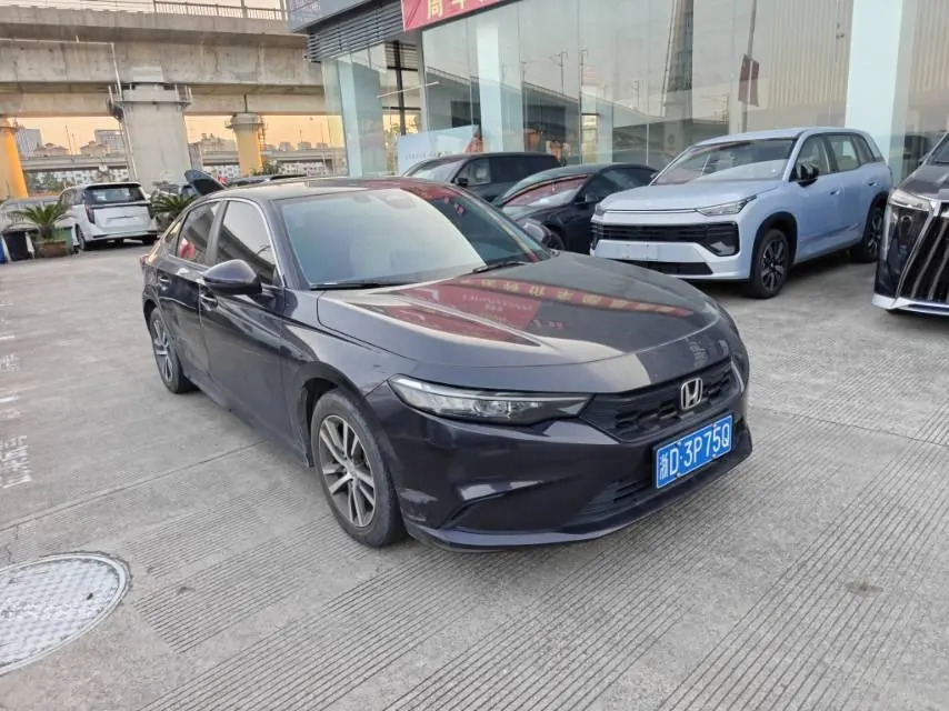 Honda 2023 model grid 1.5T stepless 240TURBO technology edition automatic gear 3