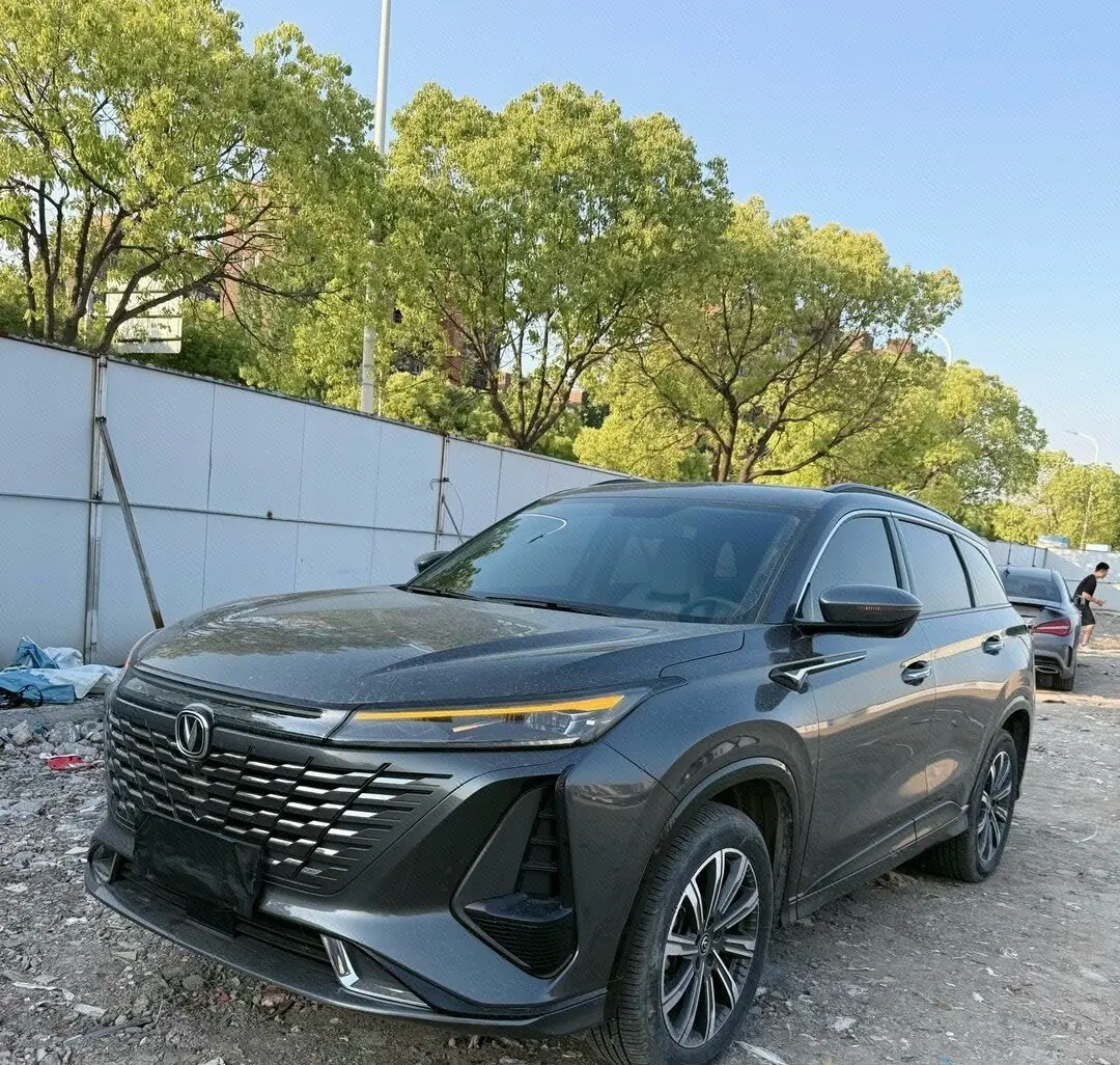 Open image lightbox: ChangAn 2024 CS75 PLUS 1.5T Champion Edition Smart Driving and Strong Navigation Automatic Gear