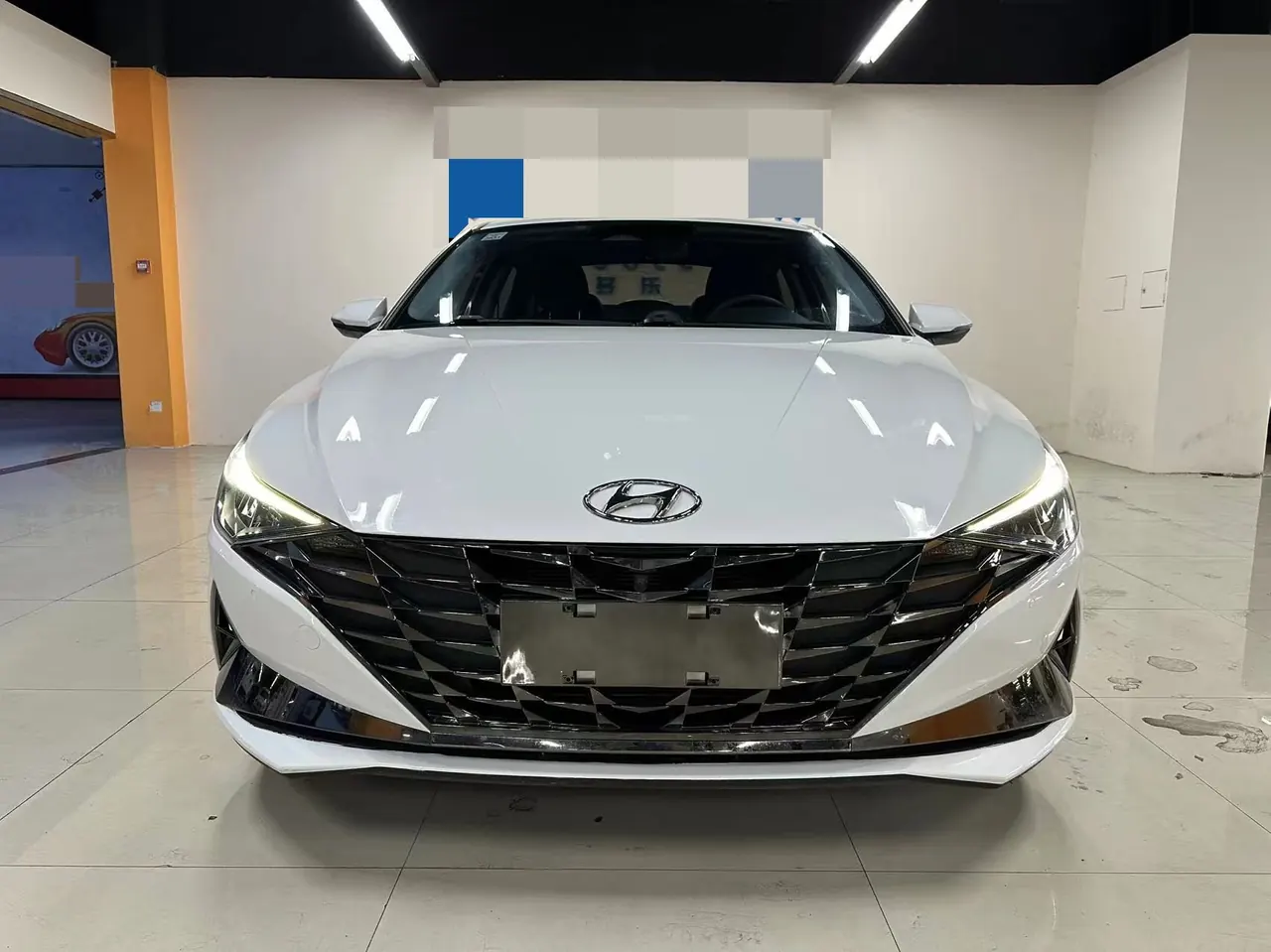 Hyundai 2021 Elantra -3-compartment 1.5 stepless LUX premium automatic gear 2