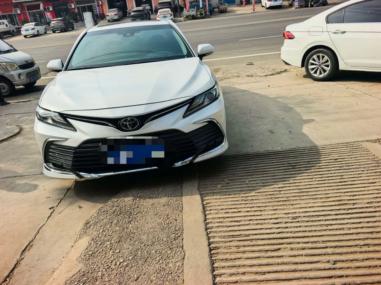 Toyota 2023 Camry 2.0G Stepless Deluxe Edition Automatic Gear 6