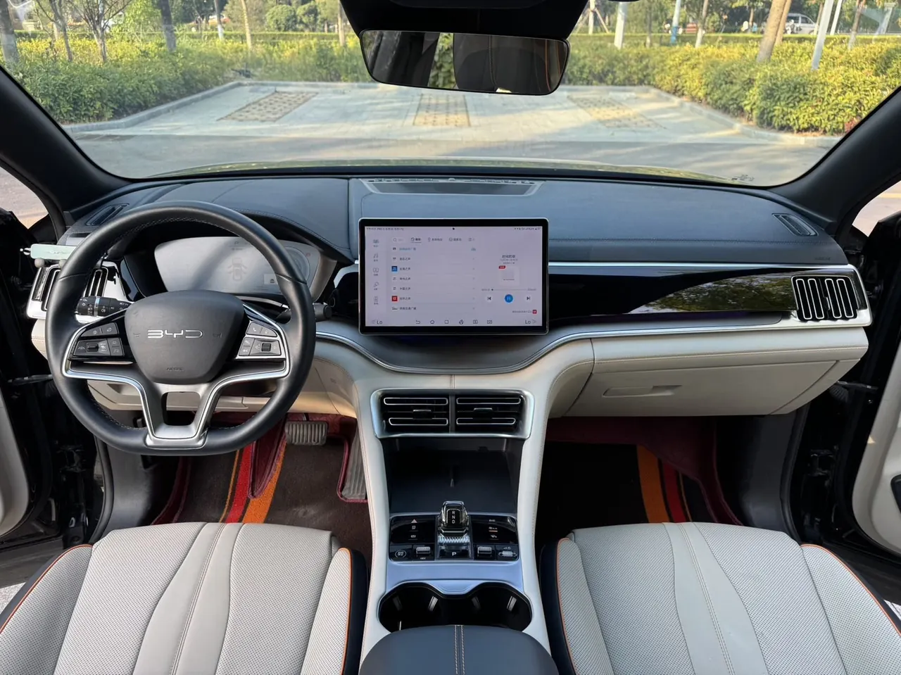 BYD Song PLUS New Energy 2023 Song PLUS DM-i 1.5 Stepless Champion Edition 110KM Flagship PLUS Automatic Gear 5