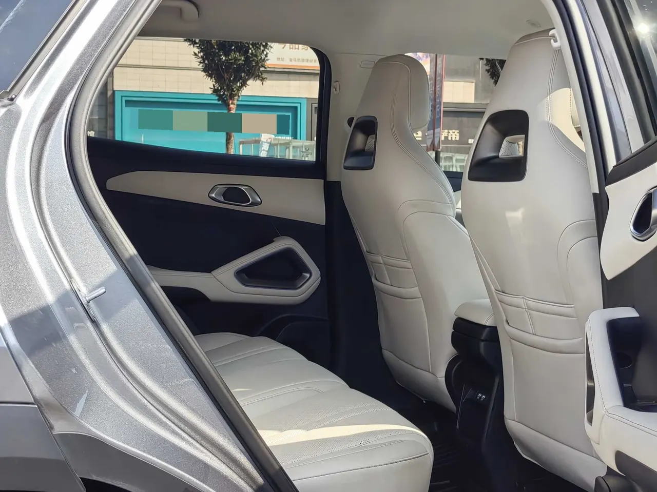 BYD 2024 Yuan UP 401KM Leading Automatic Gear 7