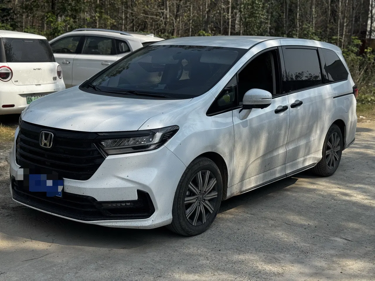 Honda 2024 Odyssey Hybrid 2.0 Stepless Sharp and Pleasant Edition Automatic Gear - View 1