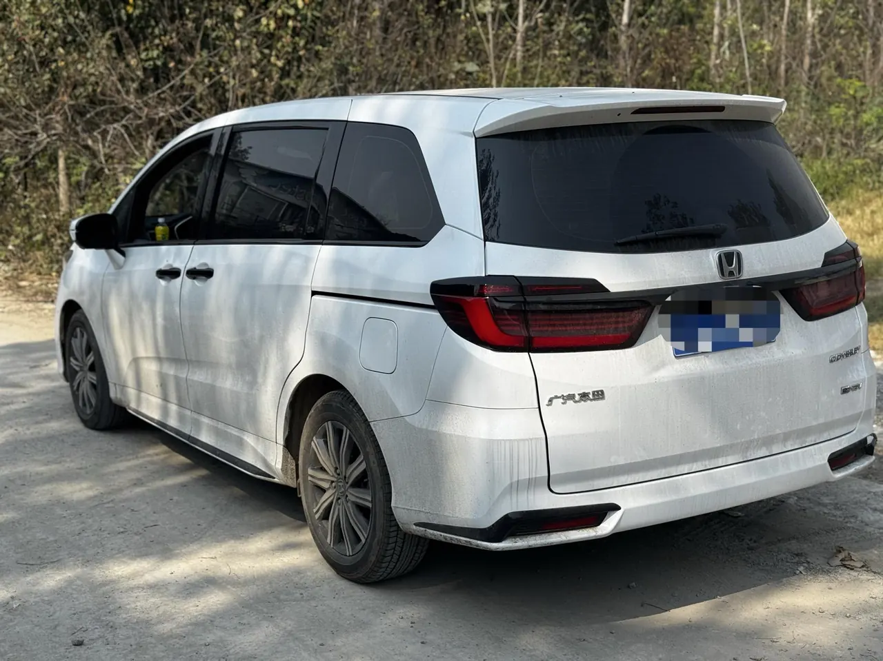 Honda 2024 Odyssey Hybrid 2.0 Stepless Sharp and Pleasant Edition Automatic Gear 6