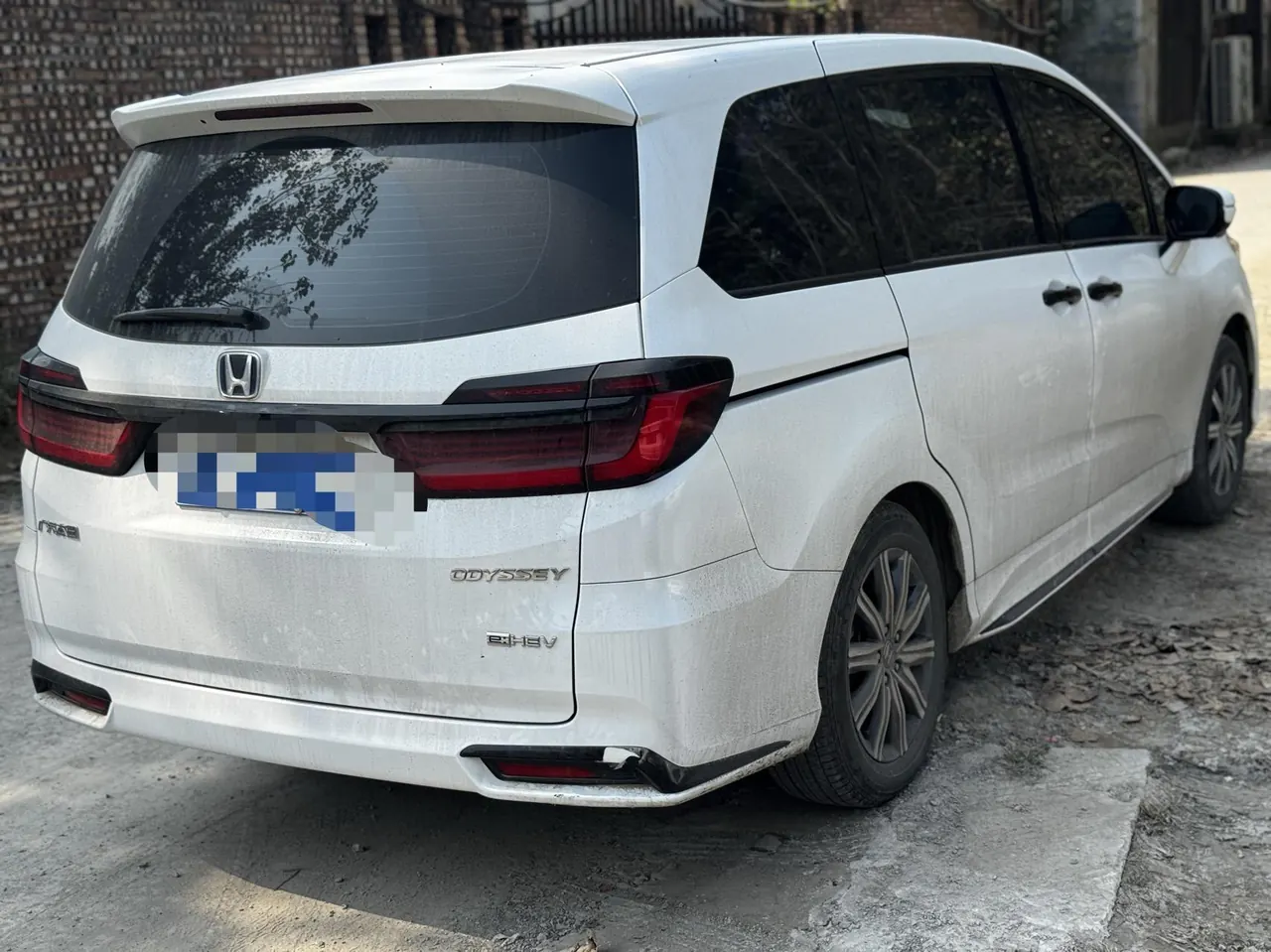 Honda 2024 Odyssey Hybrid 2.0 Stepless Sharp and Pleasant Edition Automatic Gear 7