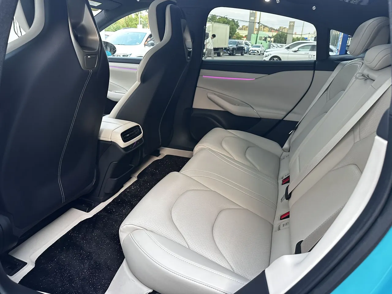 MI 2024 SU 7 830km Rear Drive Ultra Long Endurance High-end Smart Drive Pro Edition Automatic Gear 4