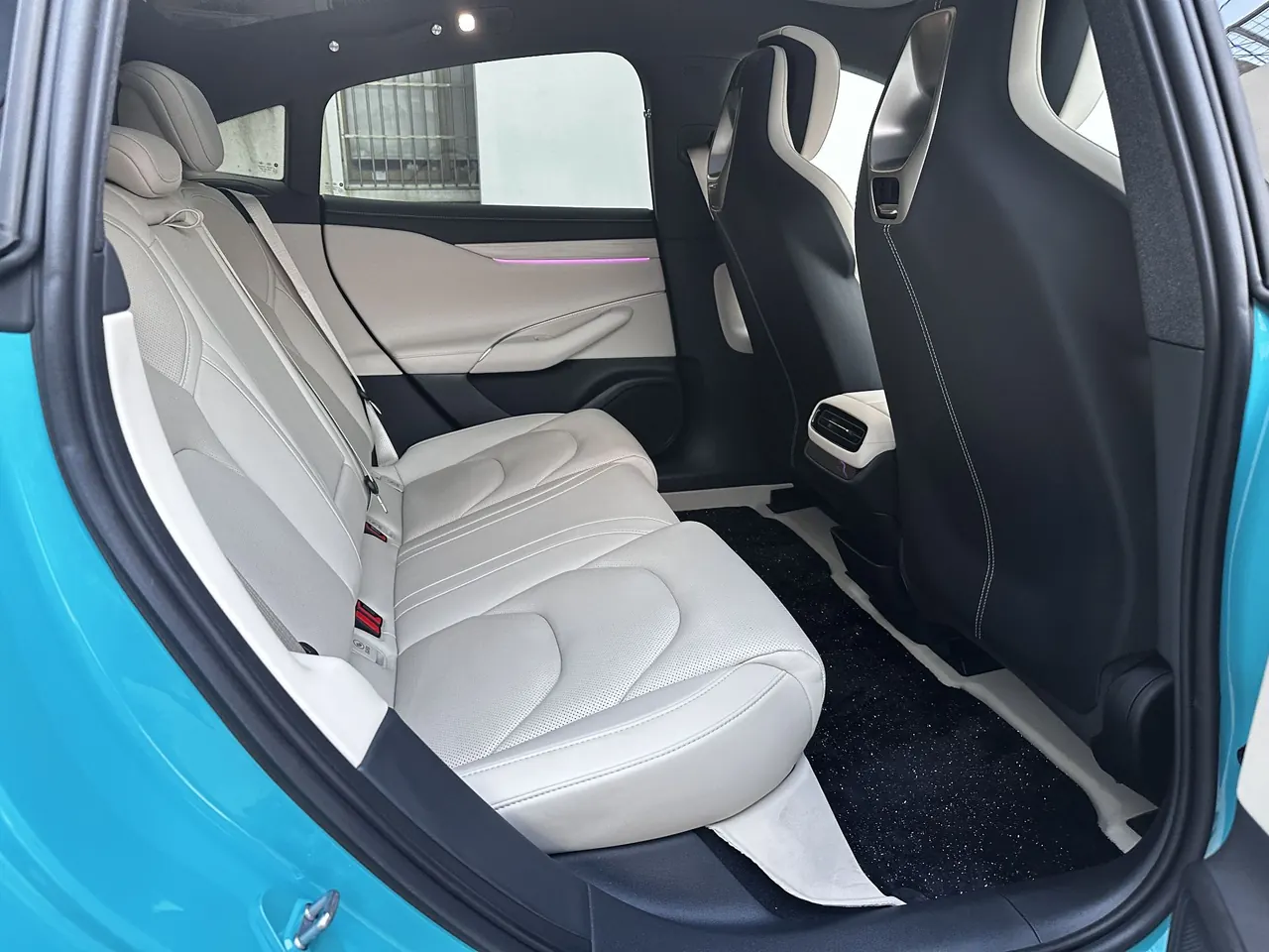 MI 2024 SU 7 830km Rear Drive Ultra Long Endurance High-end Smart Drive Pro Edition Automatic Gear 8