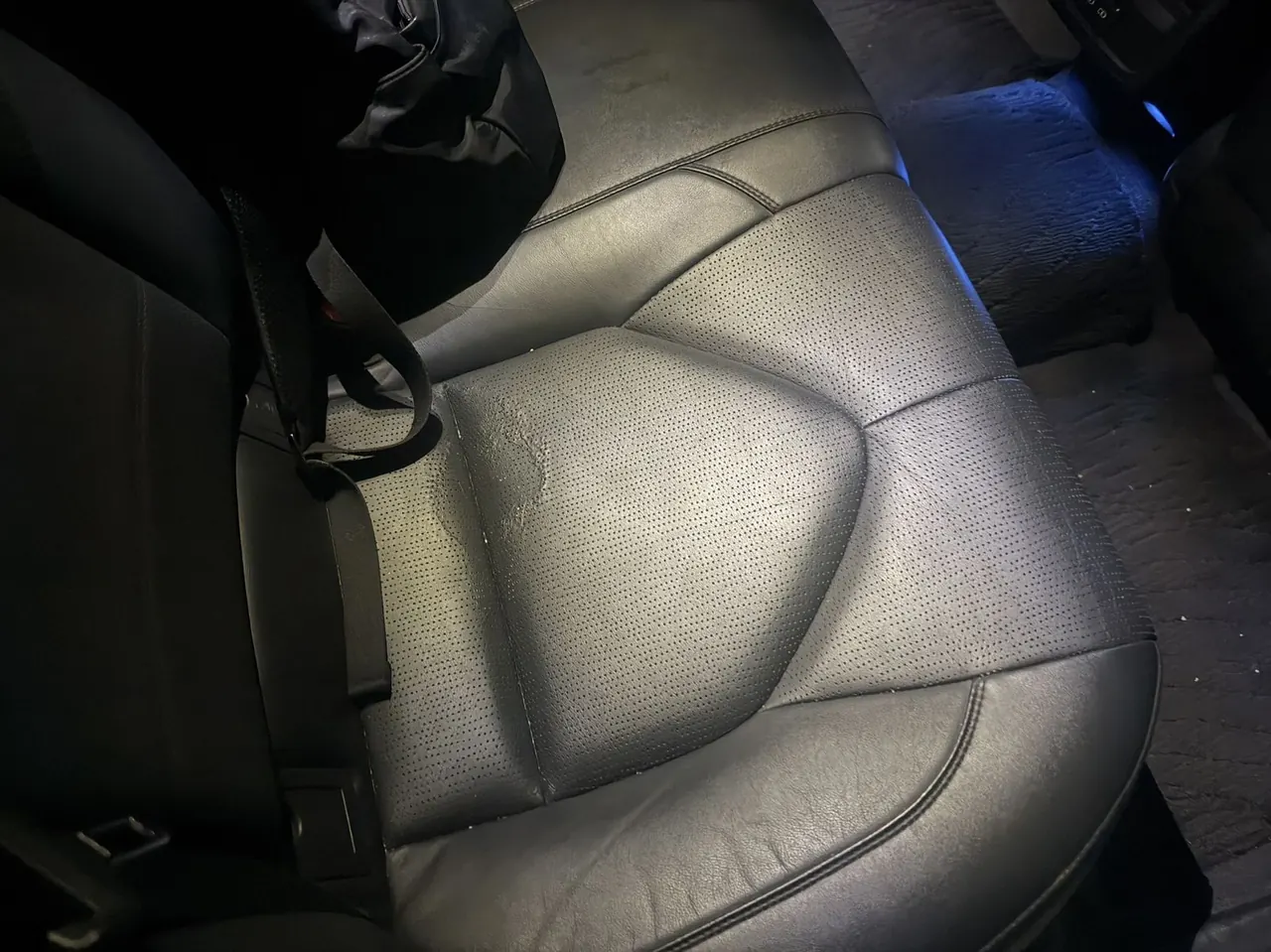 Toyota 2022 Asian Dragon 2.0 Stepless Deluxe Edition Automatic Gear 4