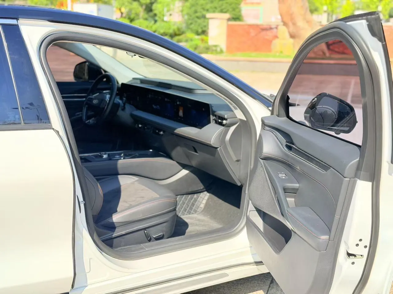 Ford 2022 Mondeo 2.0T EcoBoost 245 Luxury (Modified) Automatic Gear 6