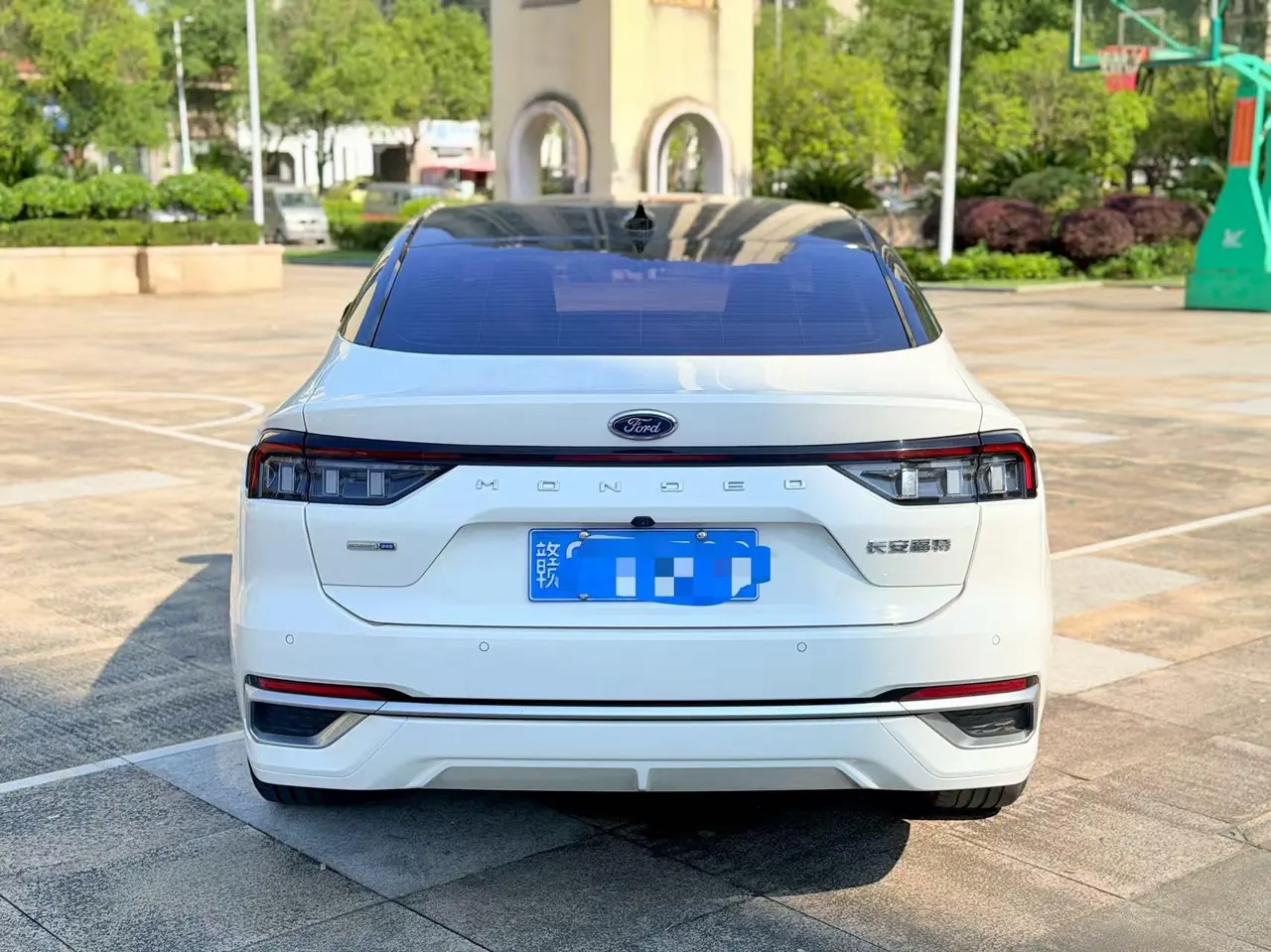 Ford 2022 Mondeo 2.0T EcoBoost 245 Luxury (Modified) Automatic Gear 8