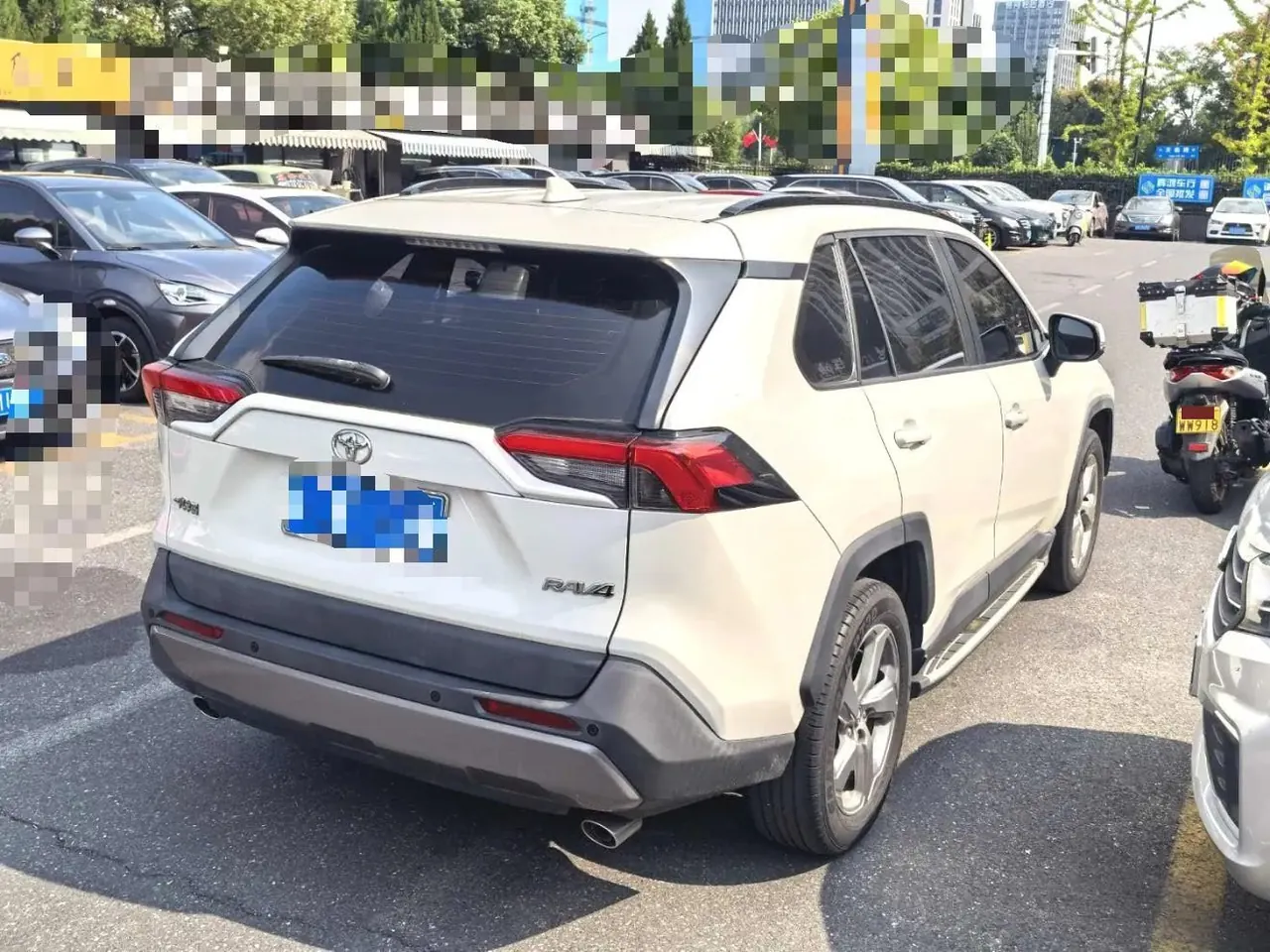 Toyota 2020 RAV4 Rongbo 2.0 Stepless Two-Drive Fashion Edition Automatic Gear 5