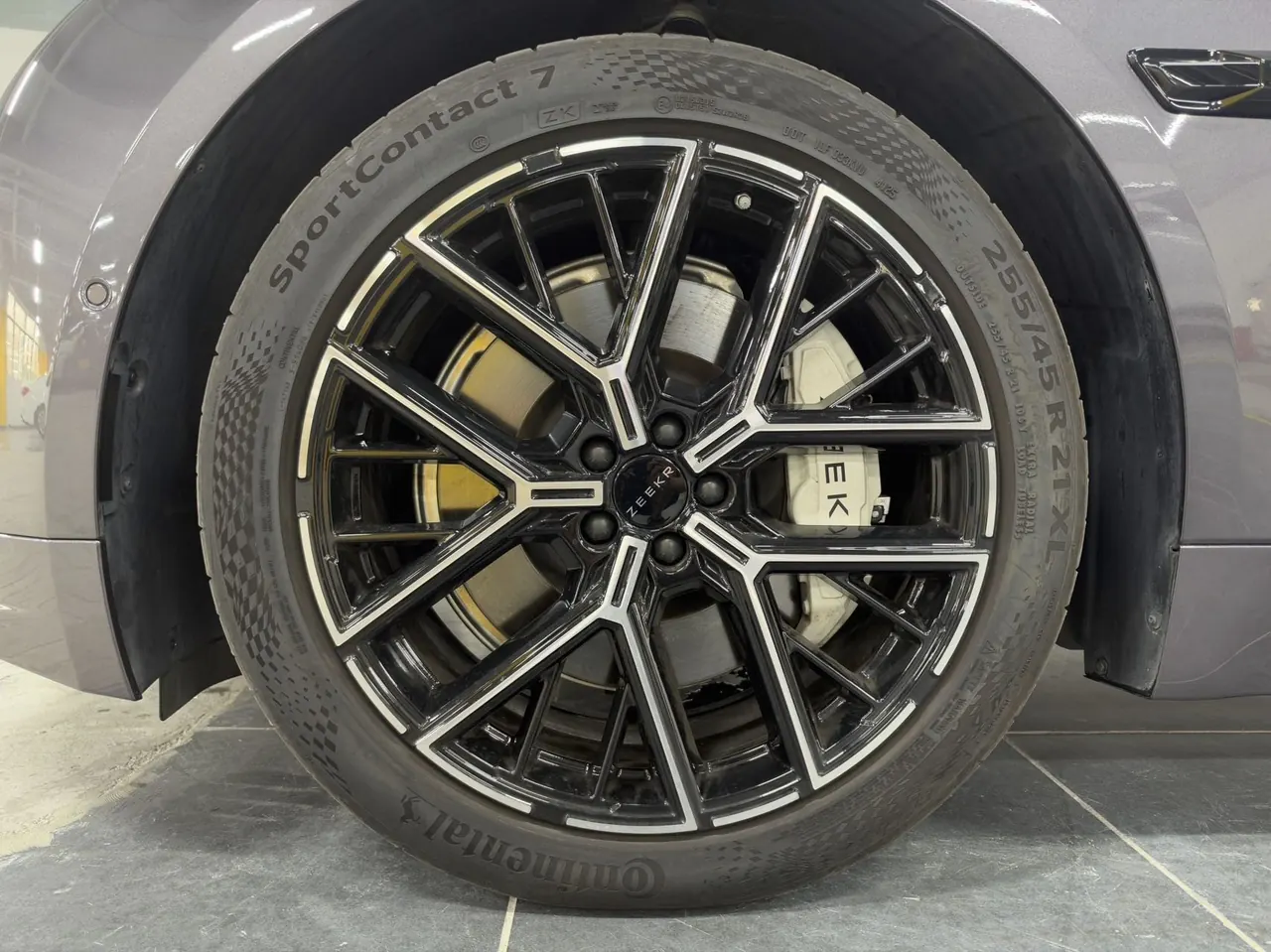 Zeekr 2026 Zeekr 001 95-degree Four-wheel Drive Max Edition Automatic Gear 9