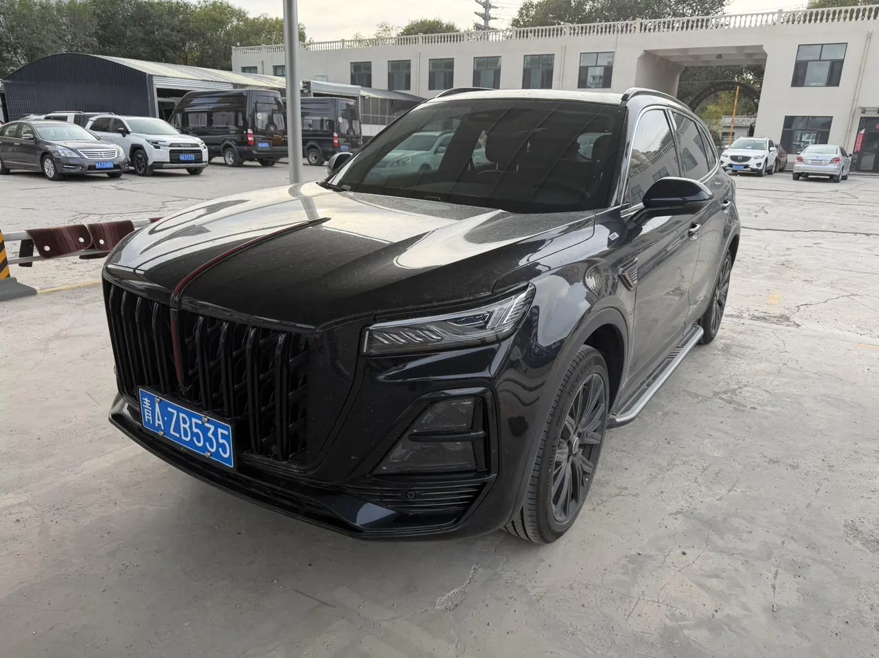 HongQi 2026 HS5 2.0T 4-wheel drive flag enjoy Pro version automatic gear 2