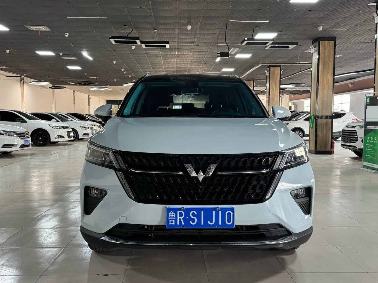 WuLing 2022 stars HEV 2.0 electric speed automatic gear 2