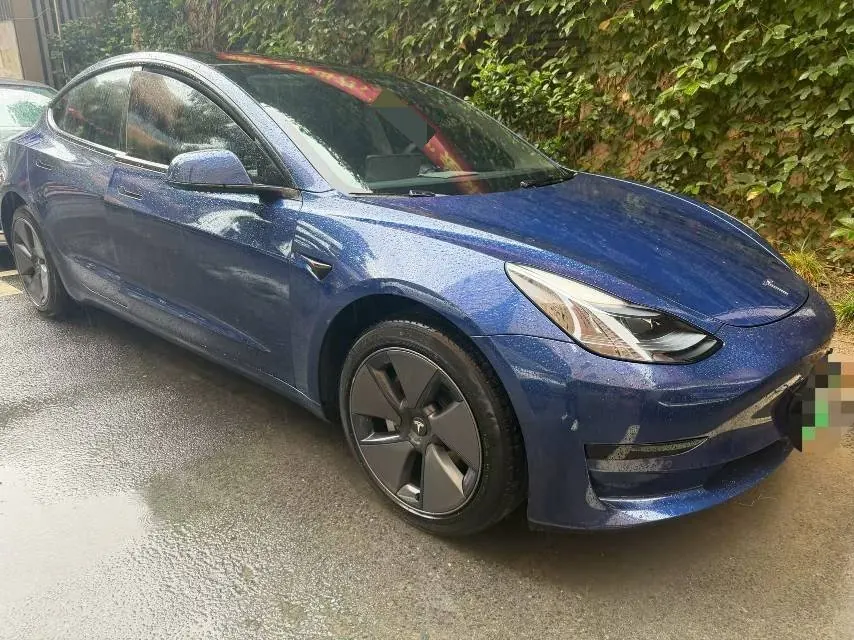Tesla 2022 Model 3 rear-wheel drive version of automatic transmission 3