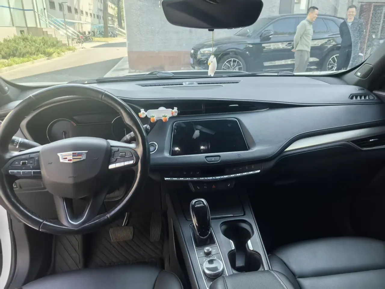 Cadillac 2020 XT4 2.0T 28T Two-Drive Leading Automatic Gear 4