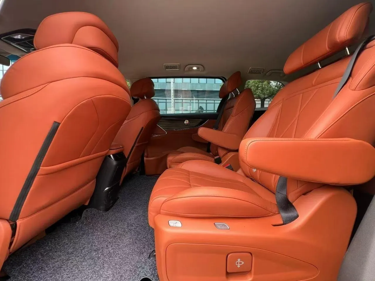 The popular 2026 xinghai V9 1.5TD 200km enjoy version of the four-seat roof camper automatic gear 5